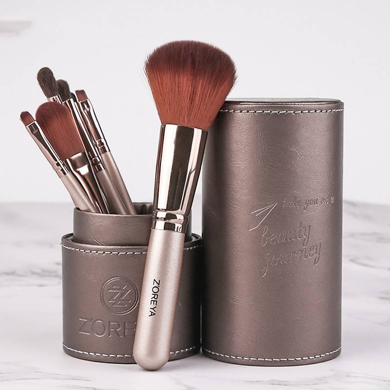 Makeup brush set - photo 7 of 7