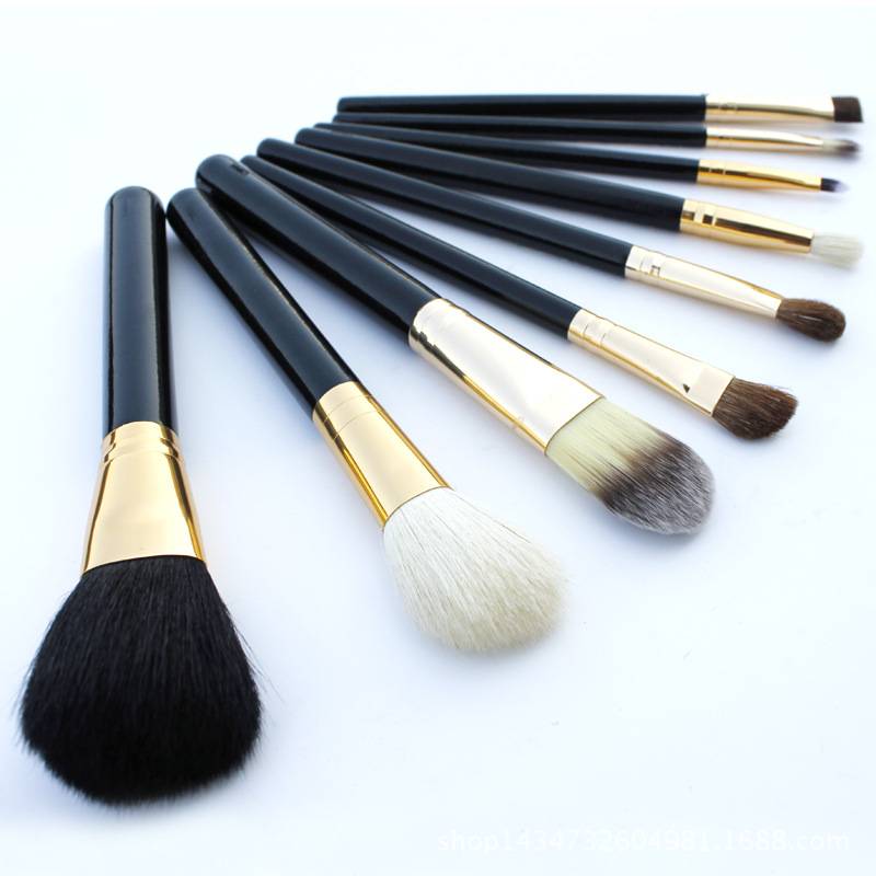 Barrel makeup brush set - photo 4 of 6